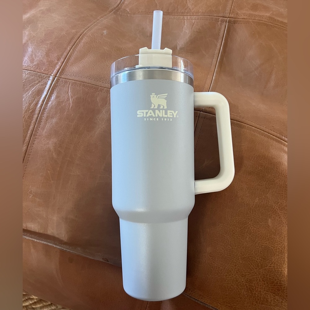 Stanley original Adventure travel Quencher 40oz